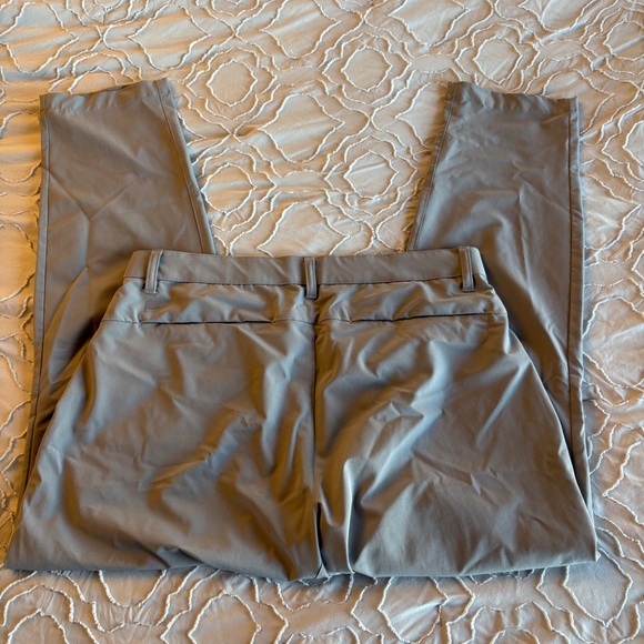 Fabletic's The Only Pant - Classic Fit - Silver/Grey - Picture 6 of 8